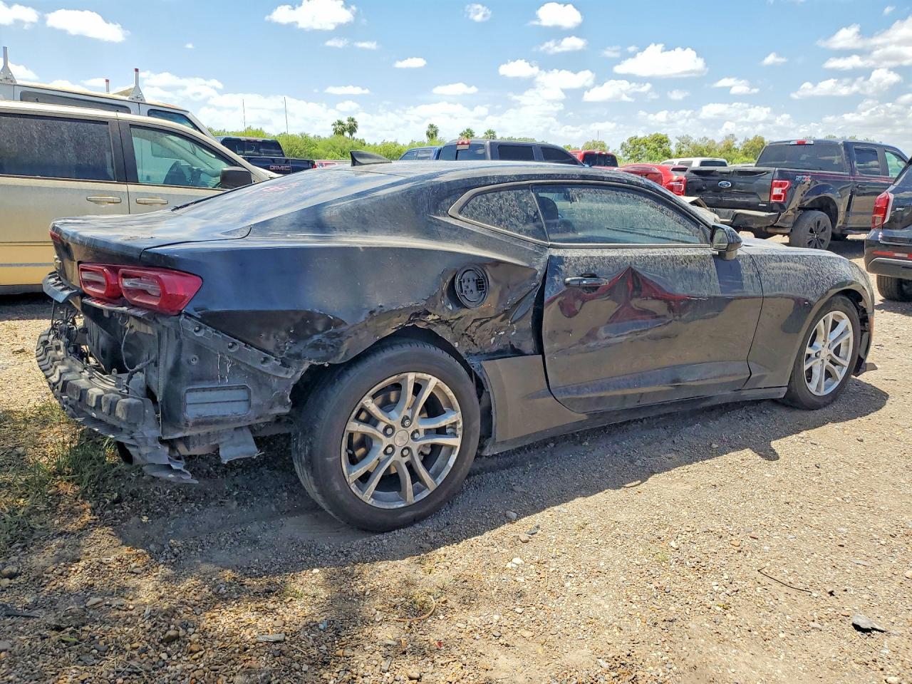2020 Chevrolet Camaro Ls - zdjęcie 3