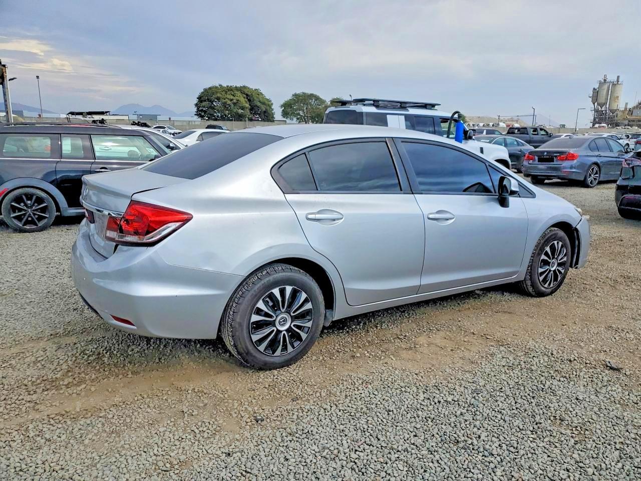 2013 Honda Civic Lx - zdjęcie 3