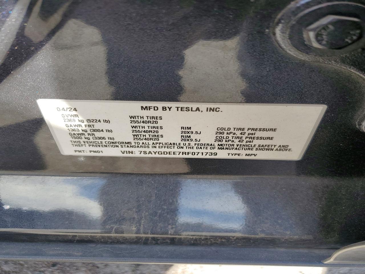 2024 Tesla Model Y - zdjęcie 13