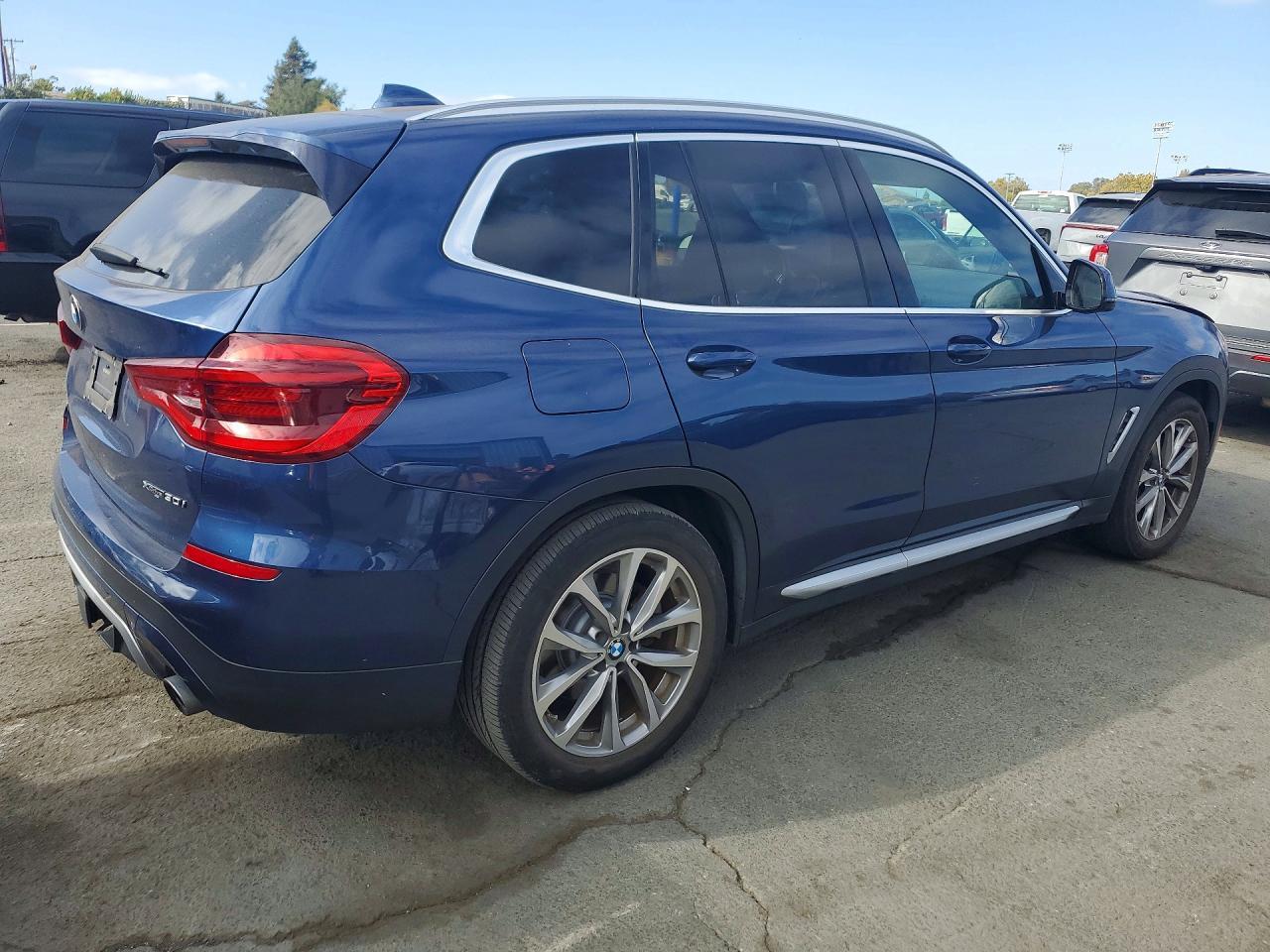 2018 BMW X3 xDrive30I - zdjęcie 3
