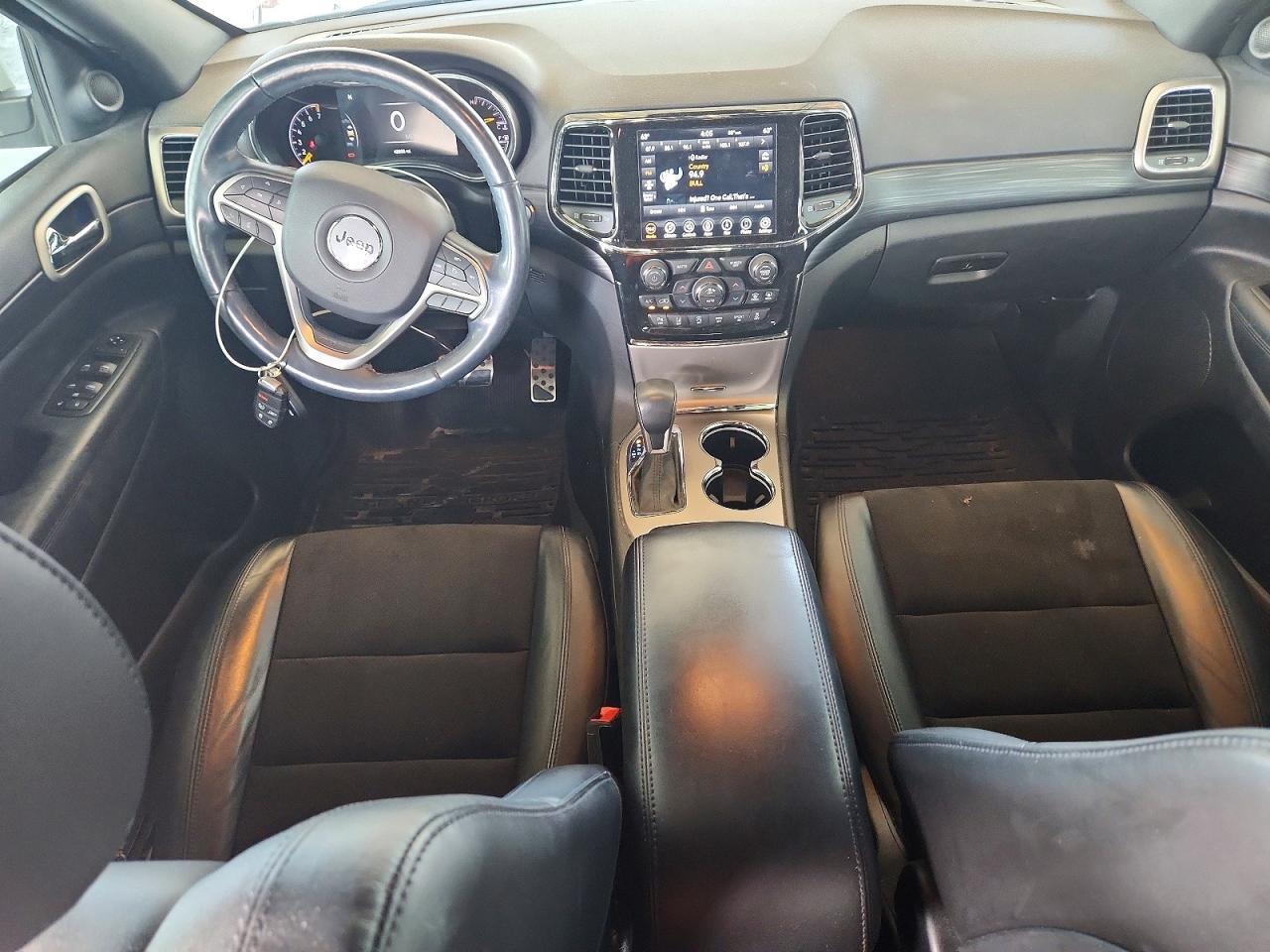 2021 Jeep Grand Cherokee Laredo - zdjęcie 8