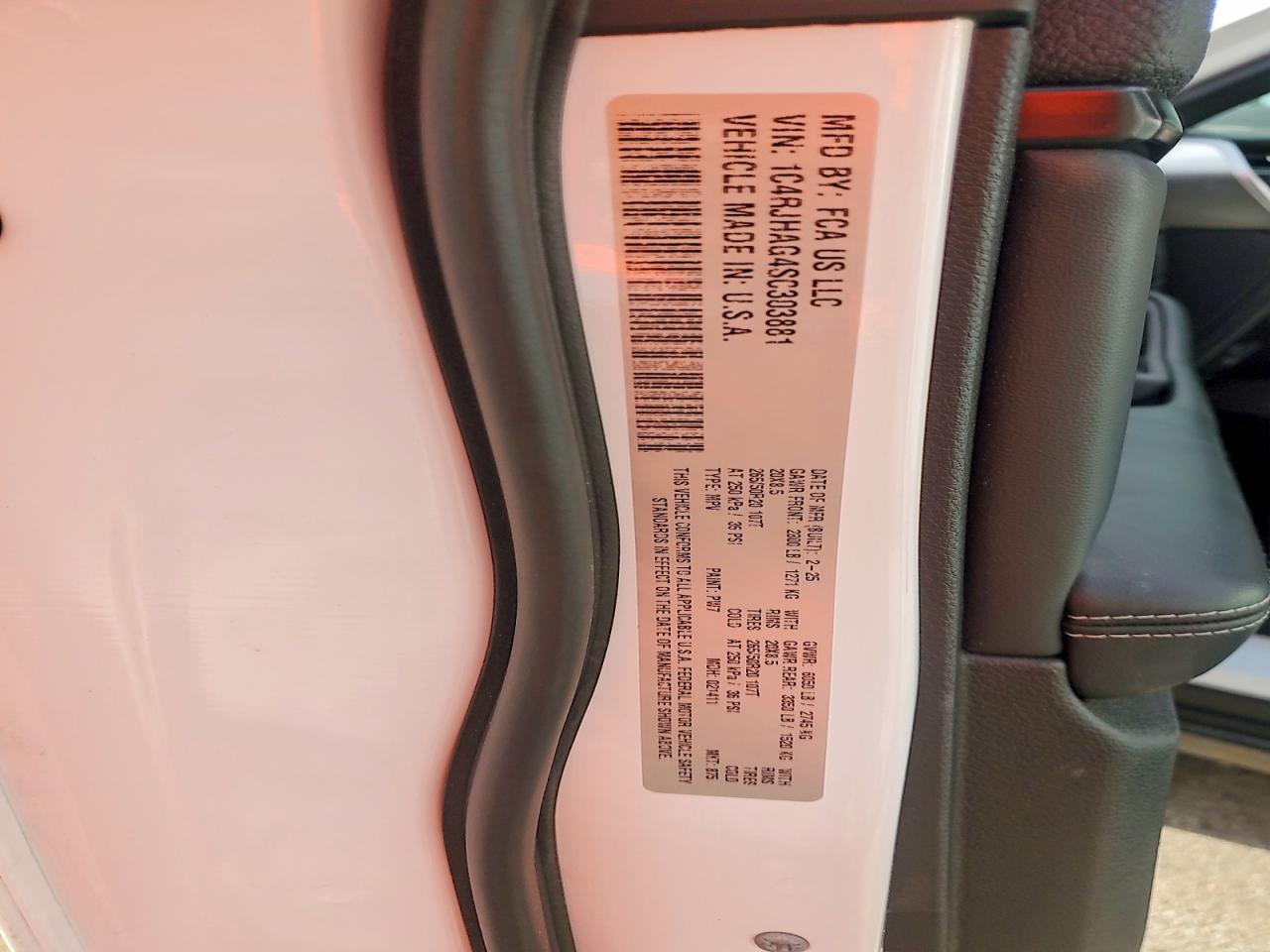 2025 Jeep Grand Cherokee Laredo - zdjęcie 14