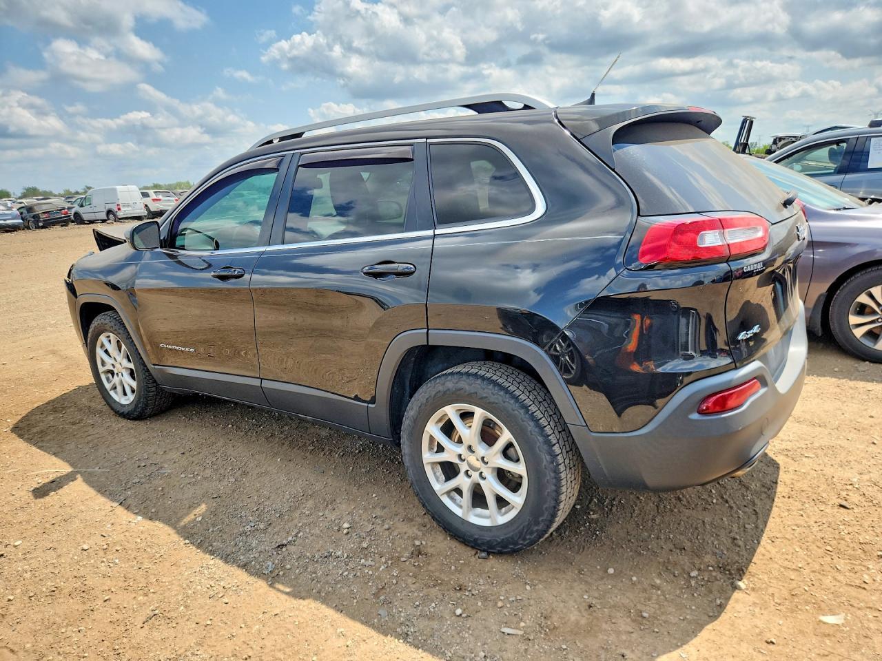 2016 Jeep Cherokee Latitude - zdjęcie 2