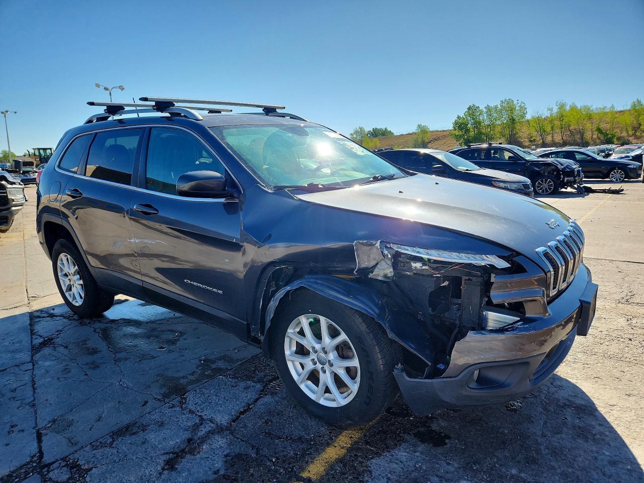 2017 Jeep Cherokee Latitude - zdjęcie 4