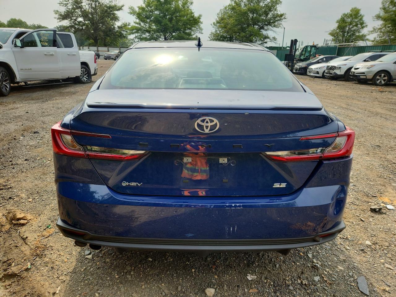 2026 Toyota Camry Se - zdjęcie 6