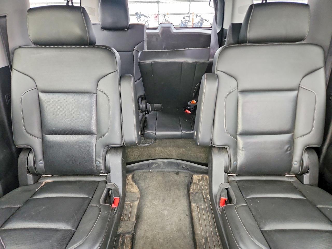 2018 Chevrolet Suburban K1500 Premier - zdjęcie 10