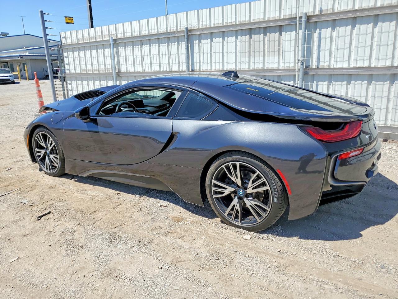 2016 BMW I8 - zdjęcie 2