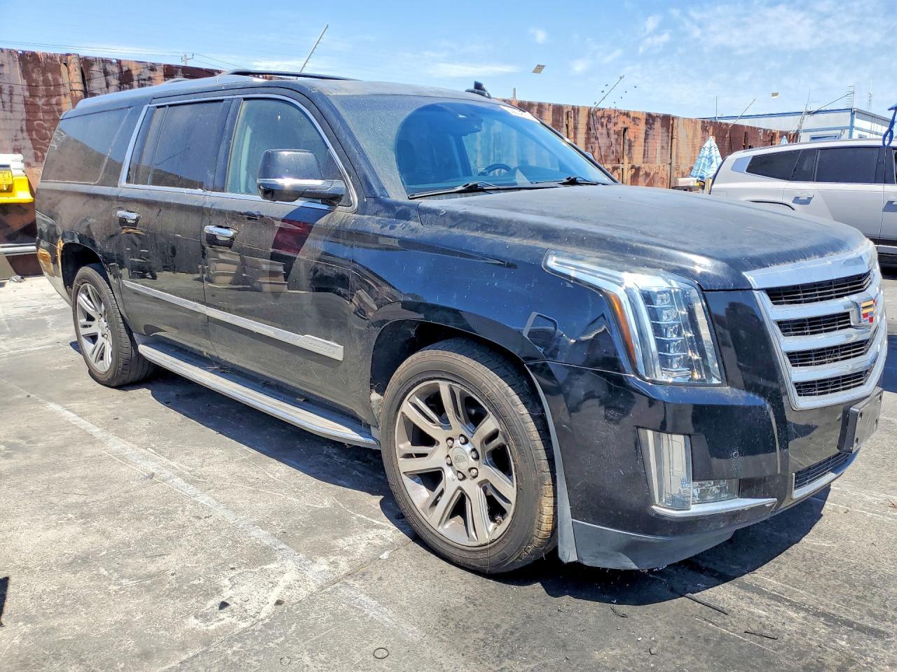 2016 Cadillac Escalade Esv Luxury - zdjęcie 4