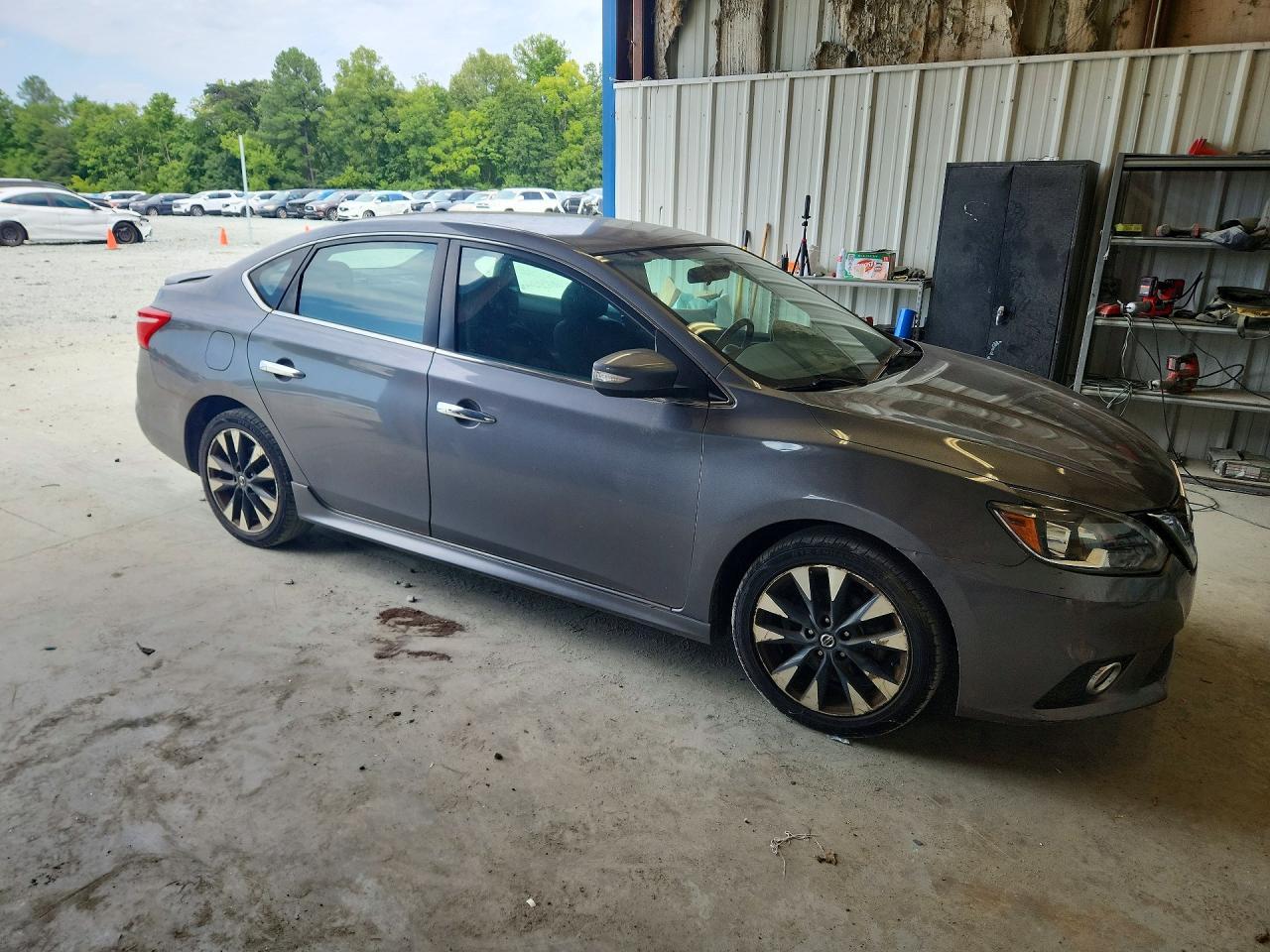 2019 Nissan Sentra Sr - zdjęcie 4