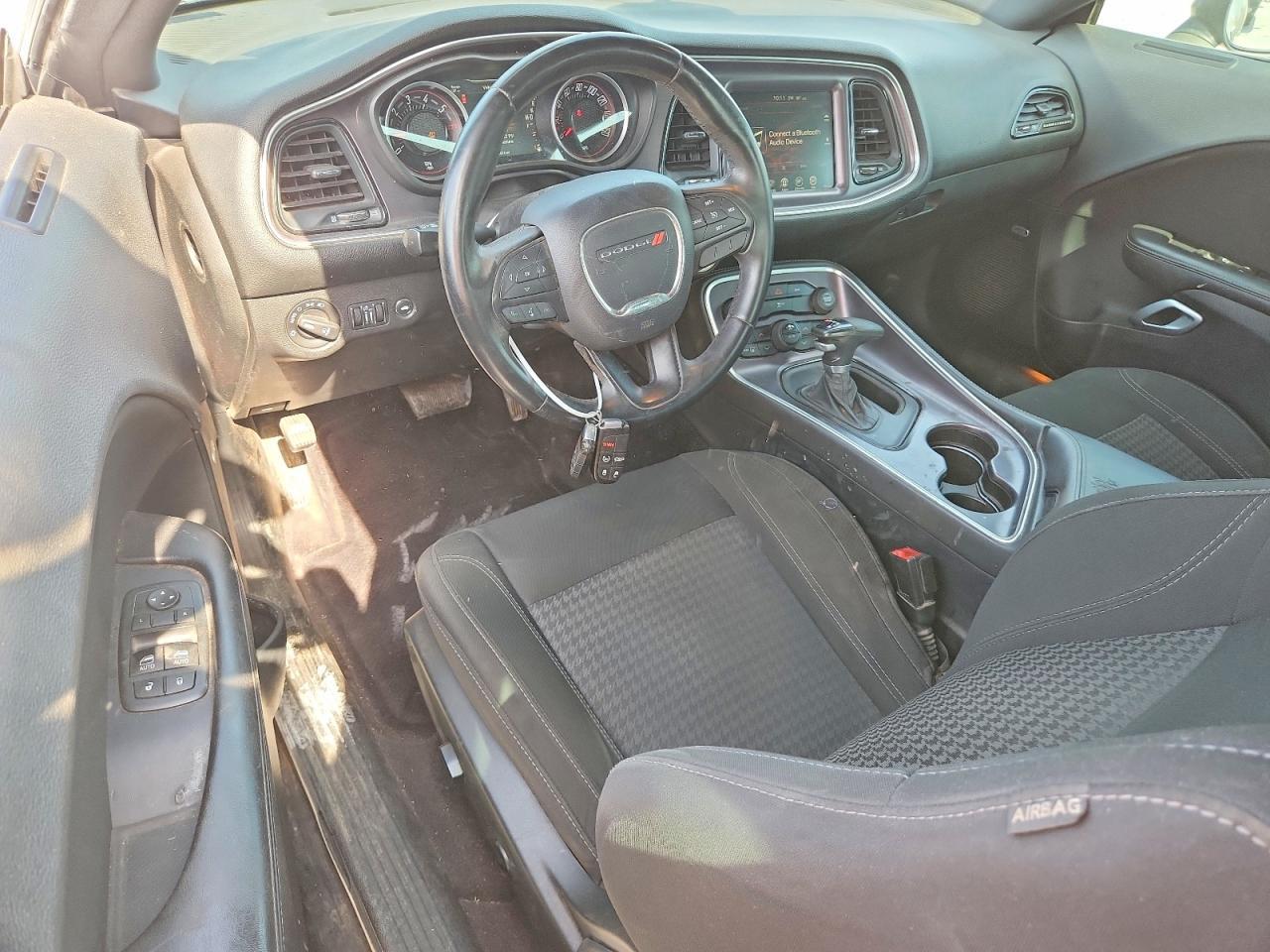 2016 Dodge Challenger R/T - zdjęcie 8