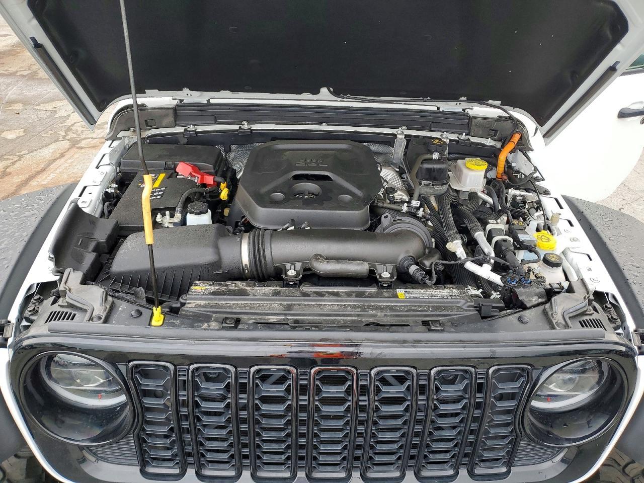 2025 Jeep Wrangler Sport 4Xe - zdjęcie 11