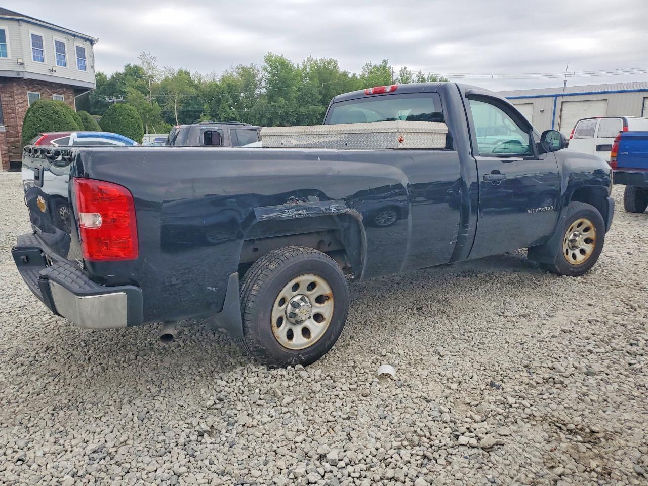 2013 Chevrolet Silverado C1500 - zdjęcie 3