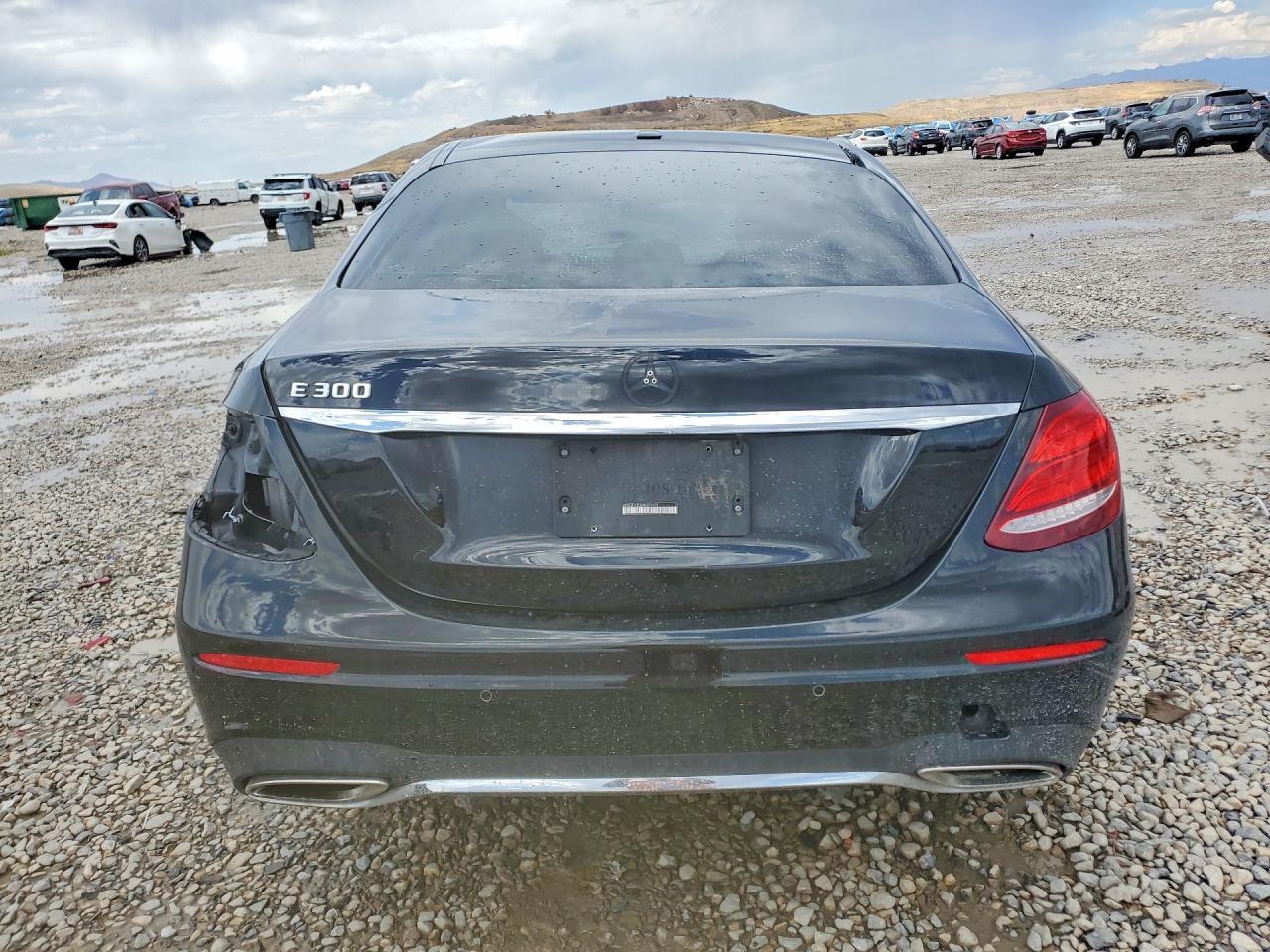2017 Mercedes-Benz E 300 - zdjęcie 6