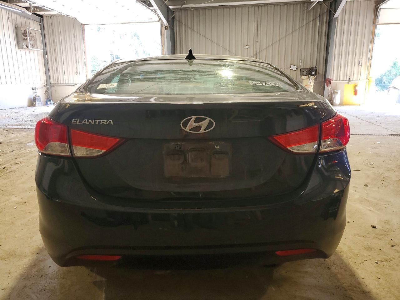 2013 Hyundai Elantra Gls - zdjęcie 6