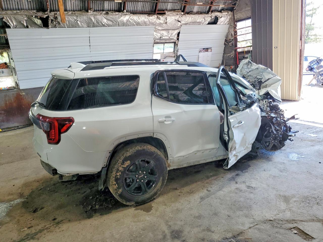 2022 GMC Acadia At4 - zdjęcie 3