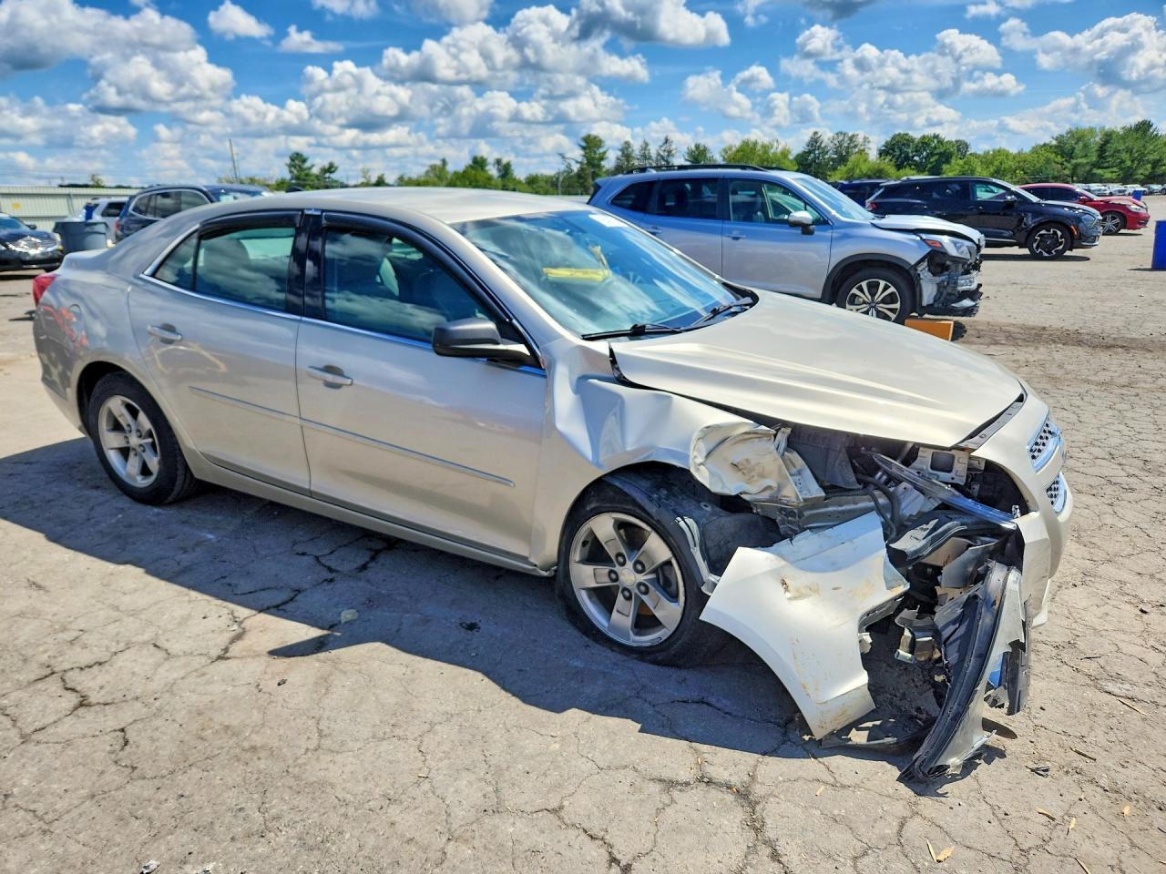 2013 Chevrolet Malibu Ls - zdjęcie 4