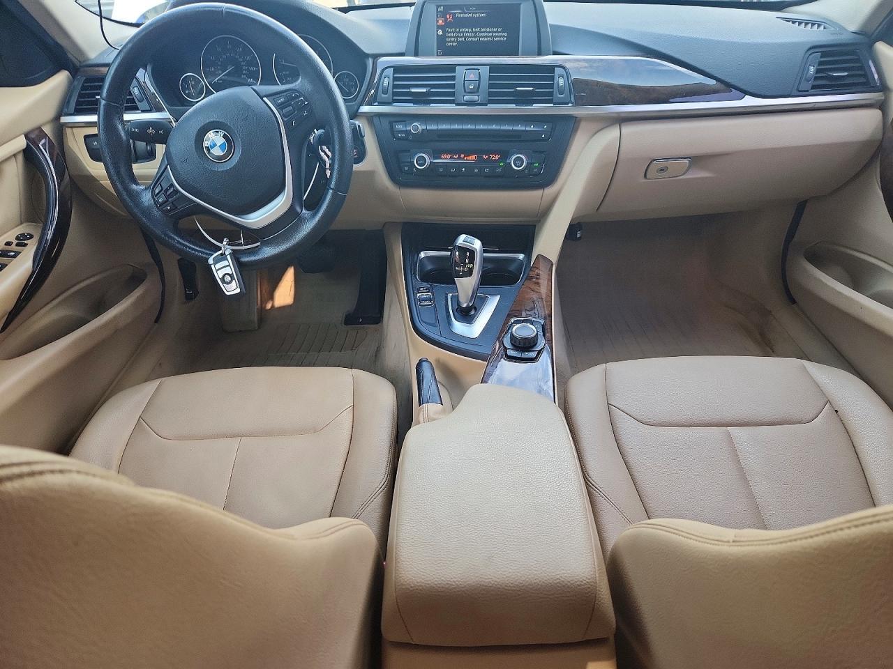 2015 BMW 328 I - zdjęcie 8