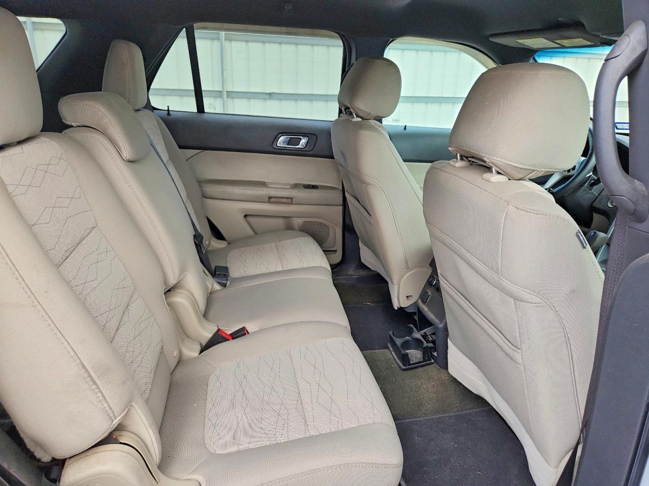 2013 Ford Explorer - zdjęcie 11