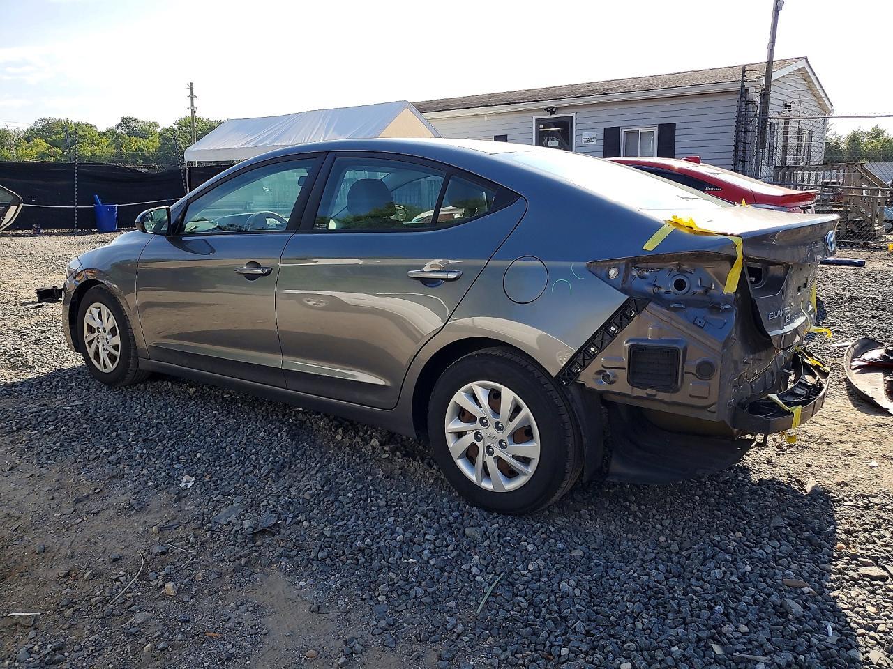 2018 Hyundai Elantra Se - zdjęcie 2