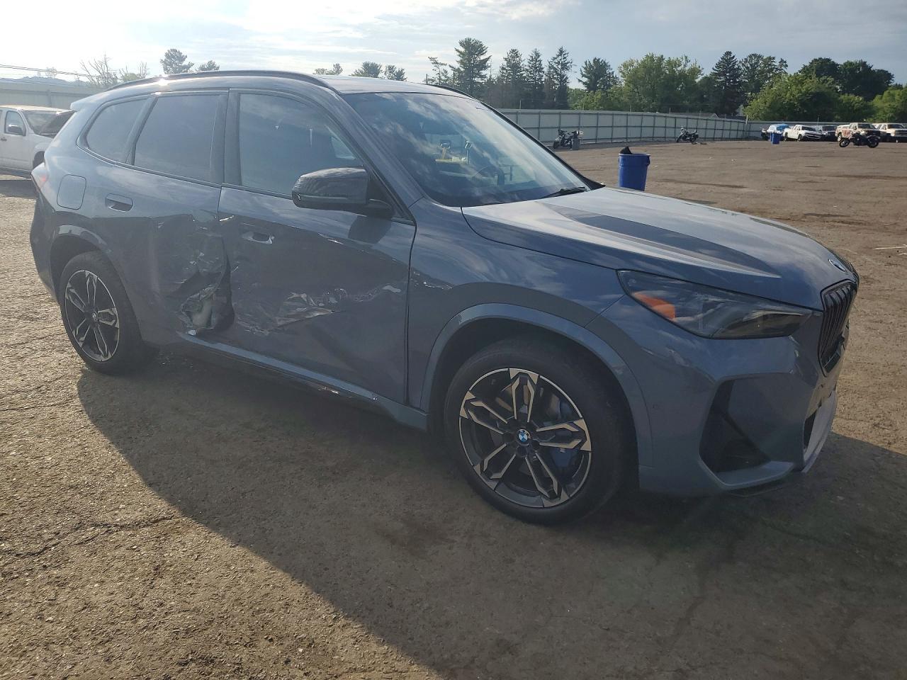2025 BMW X1 M35I - zdjęcie 4