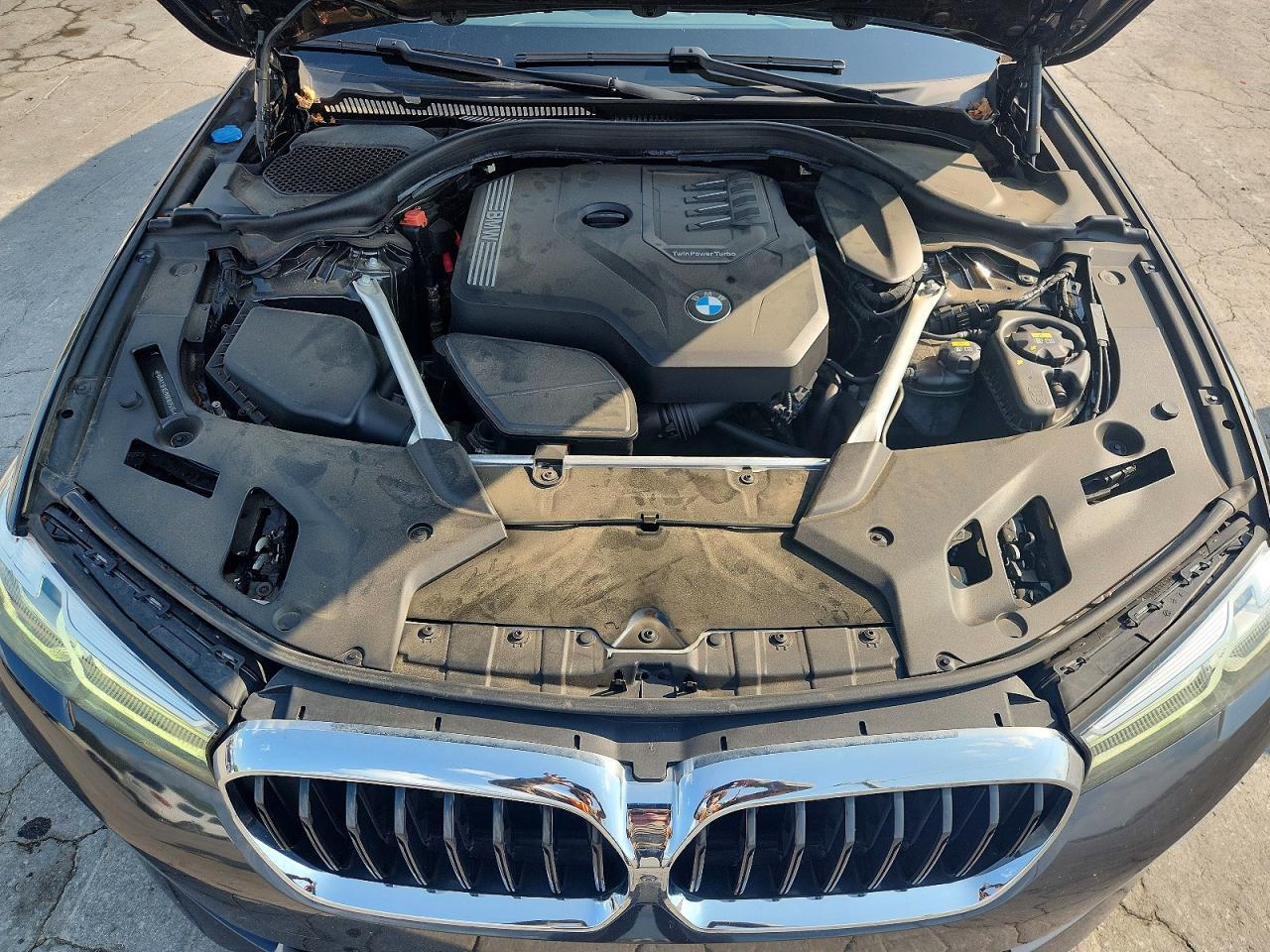 2021 BMW Seria 5 530i - zdjęcie 11