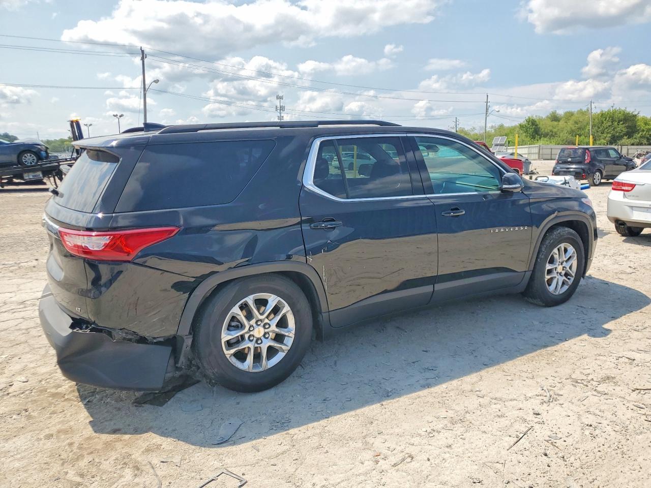 2020 Chevrolet Traverse Lt - zdjęcie 3