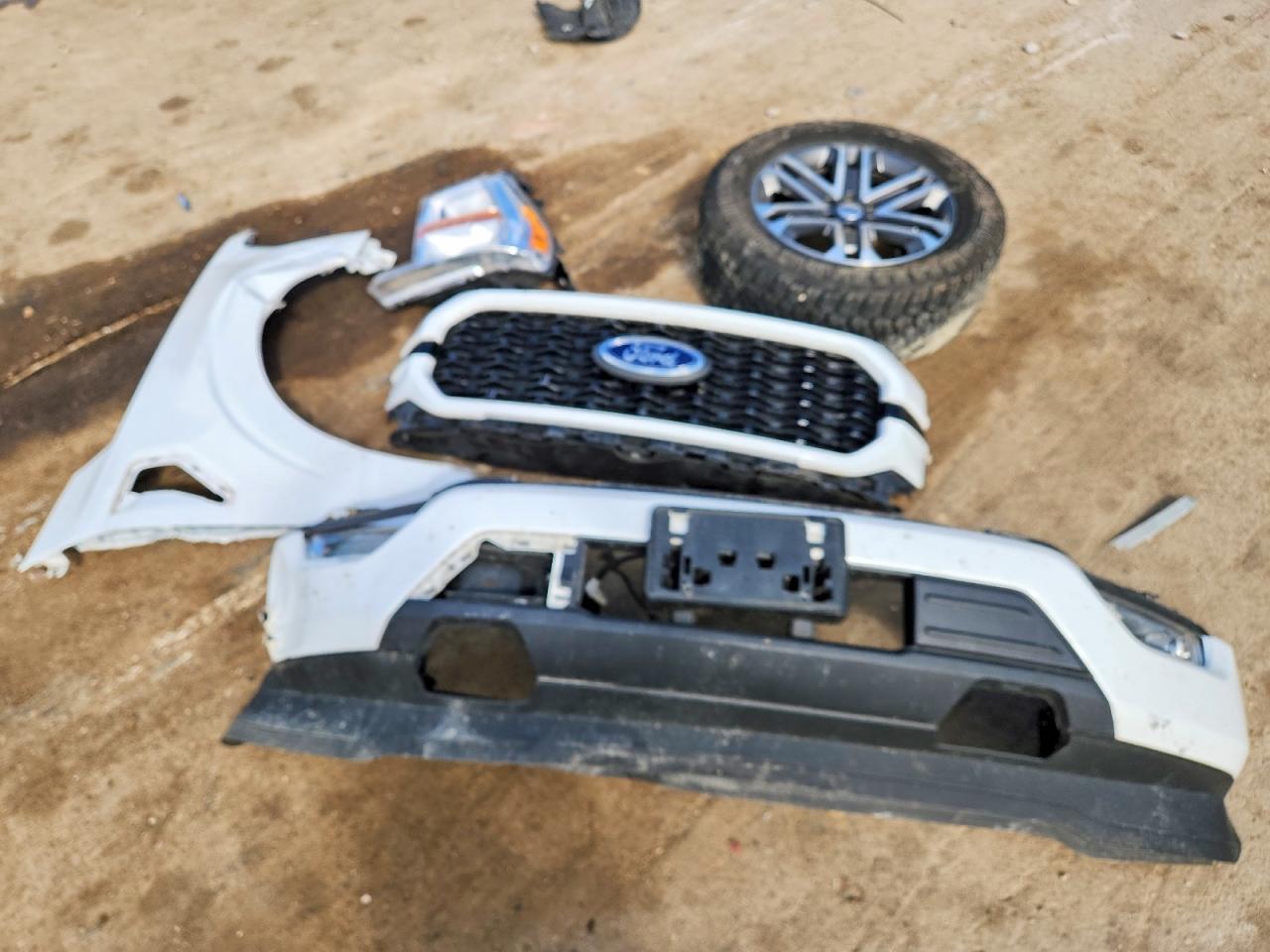 2021 Ford F150 Super Cab - zdjęcie 12