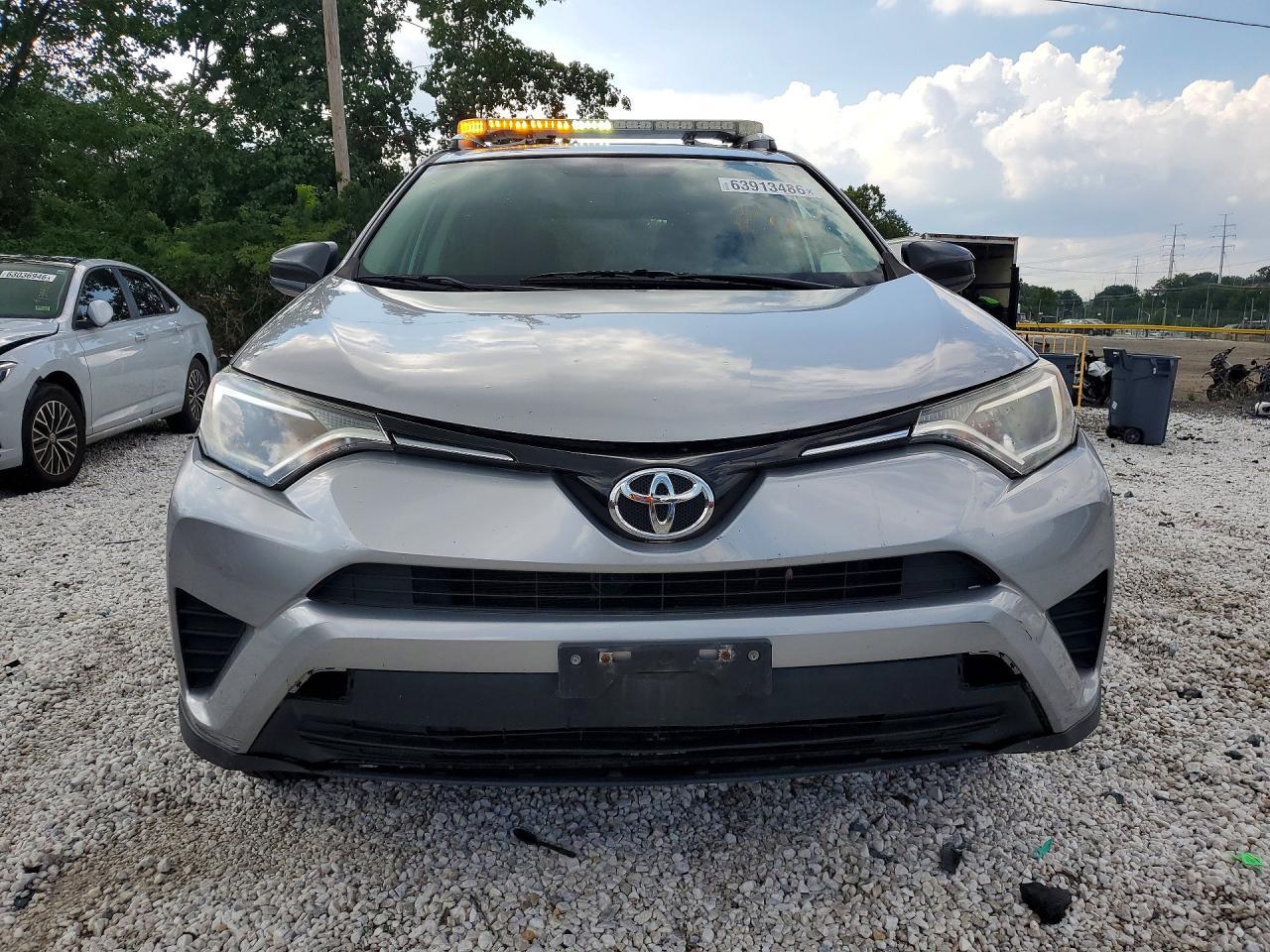 2016 Toyota Rav4 Le - zdjęcie 5