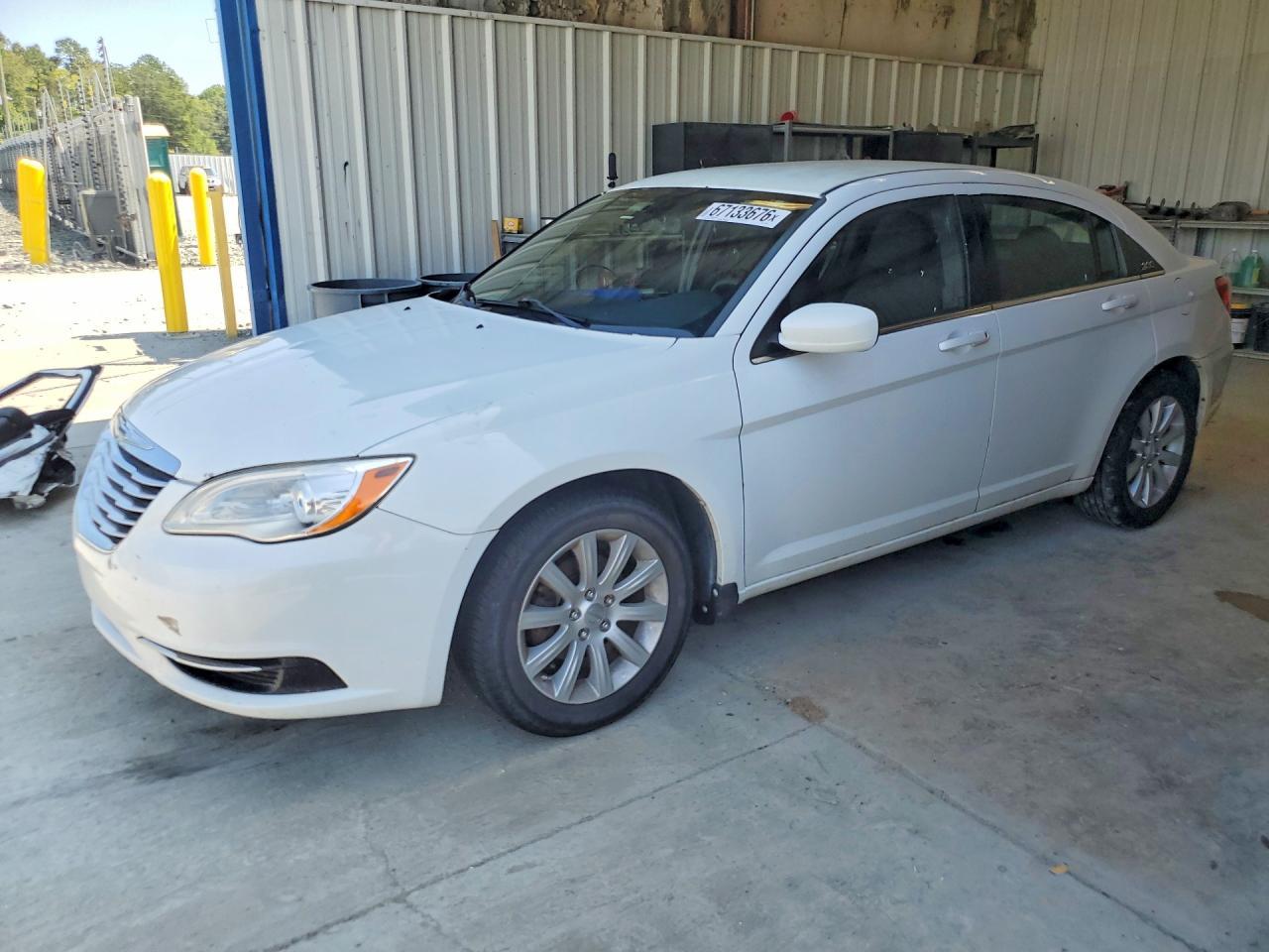 2013 Chrysler 200 Lx - zdjęcie główne