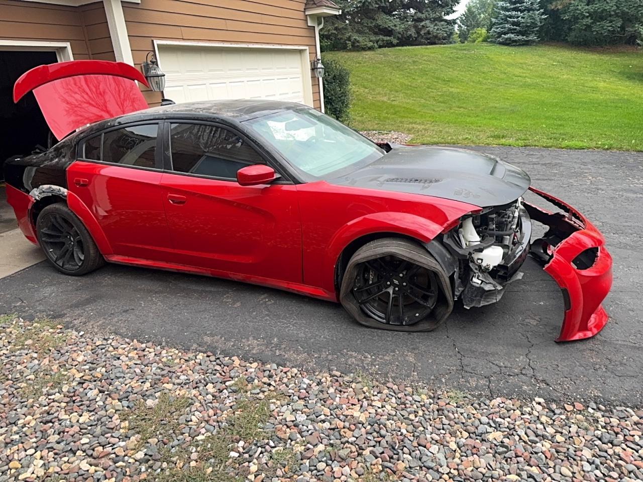 2021 Dodge Charger Srt Hellcat - zdjęcie główne