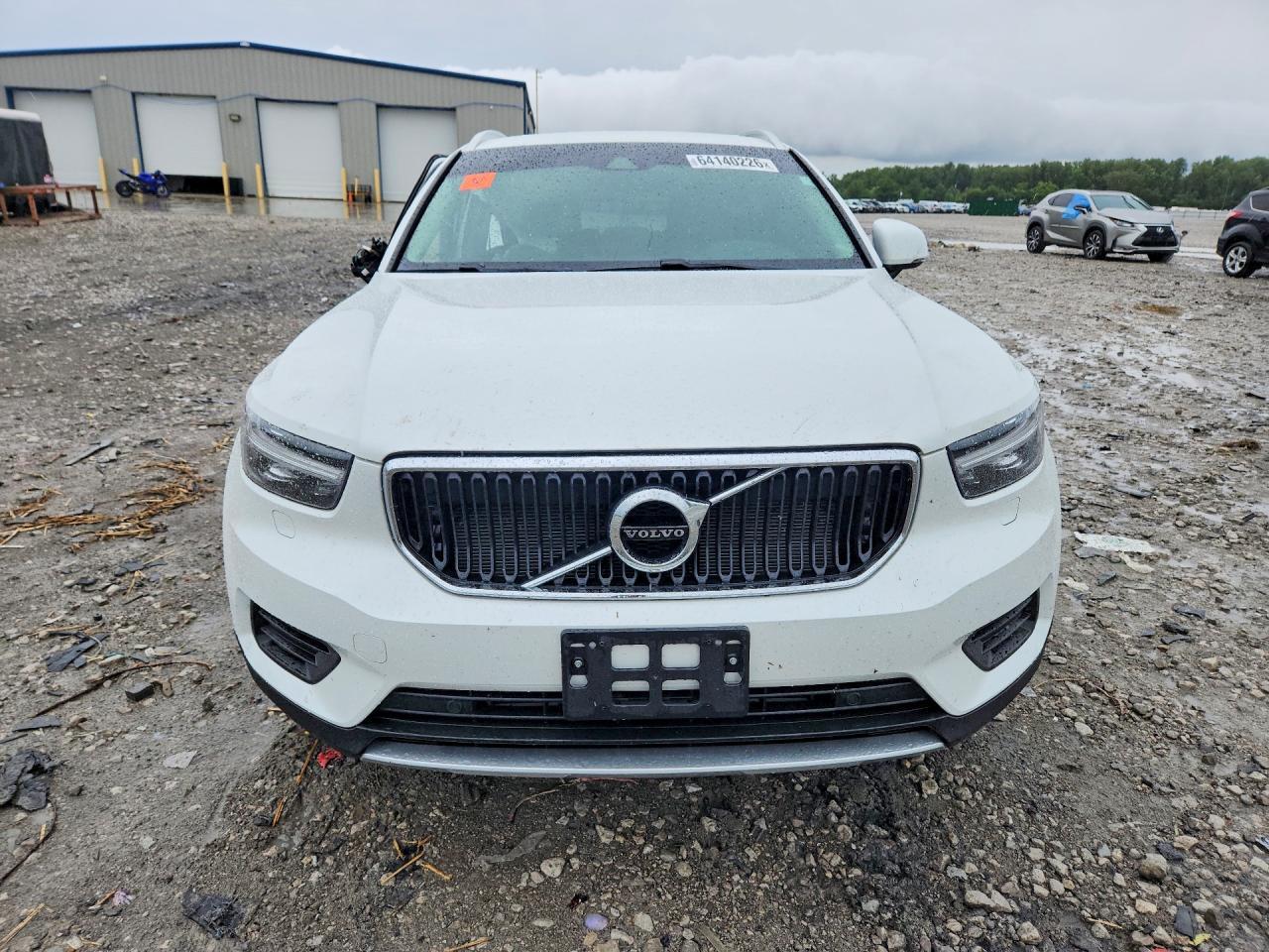 2022 Volvo Xc40 T5 Momentum - zdjęcie 5