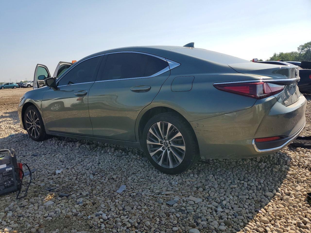 2021 Lexus Es 250 Base - zdjęcie 2