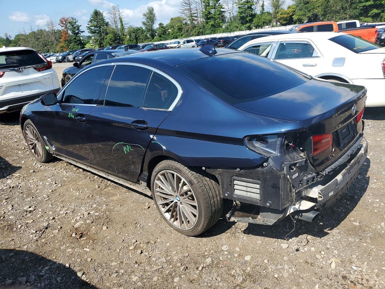 2020 BMW 530 I - zdjęcie 2