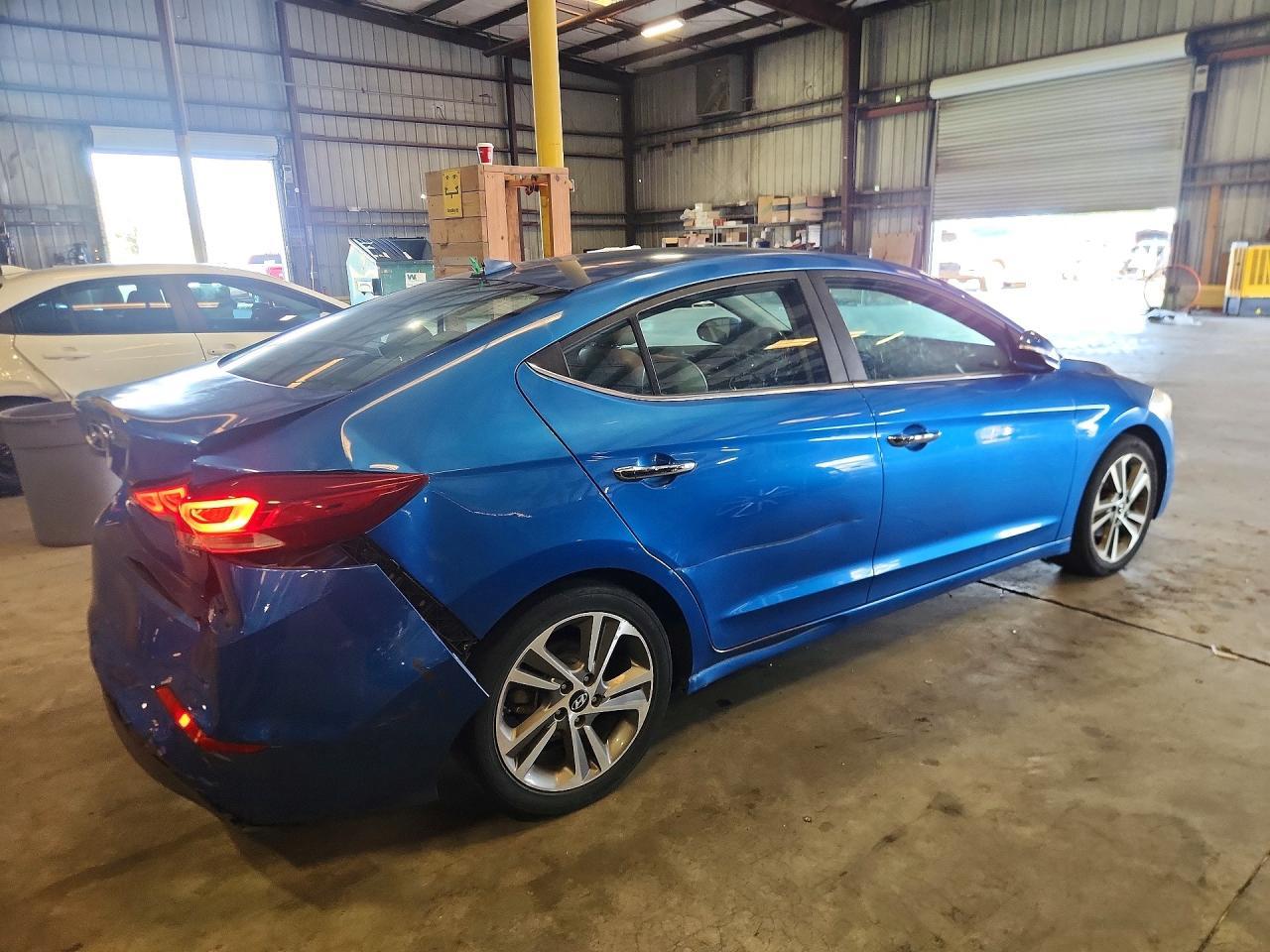 2017 Hyundai Elantra Limited - zdjęcie 3