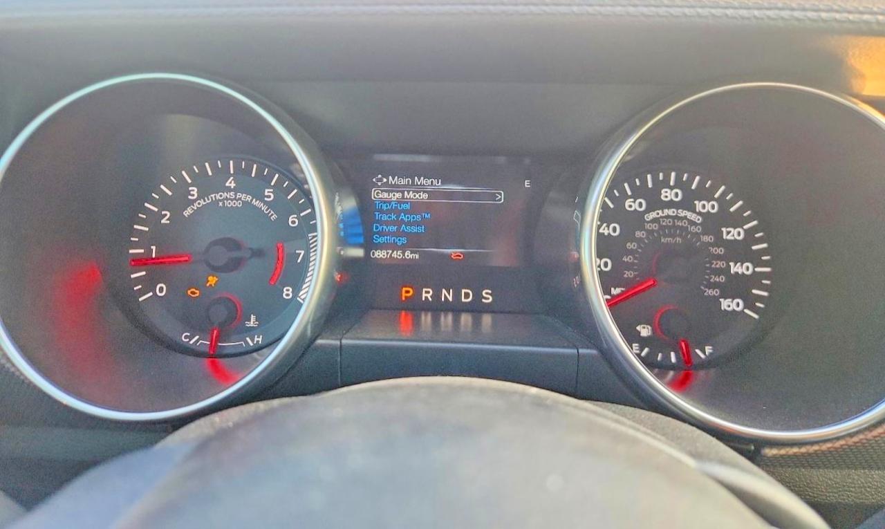 2019 Ford Mustang - zdjęcie 9