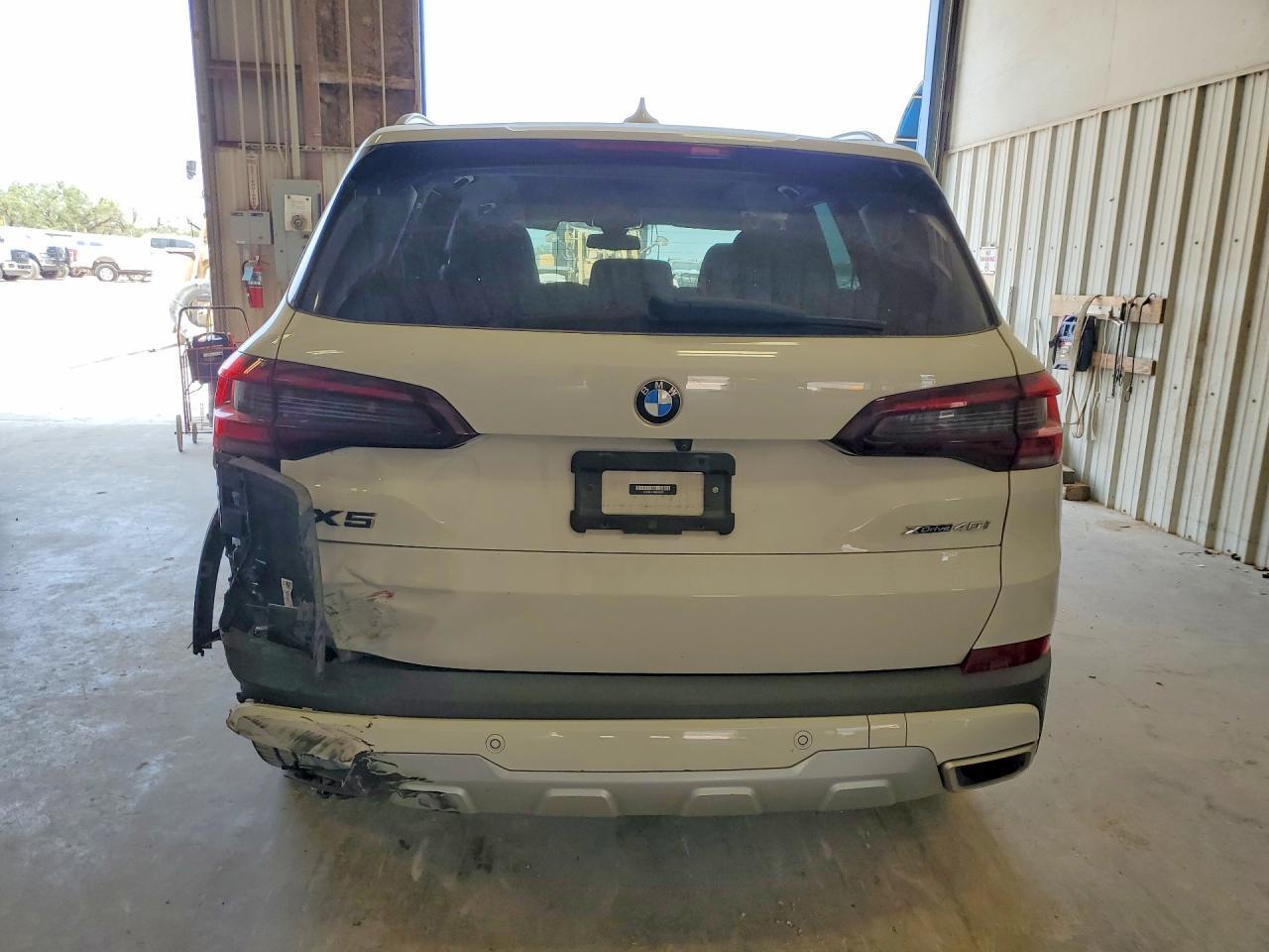 2022 BMW X5 xDrive40I - zdjęcie 6