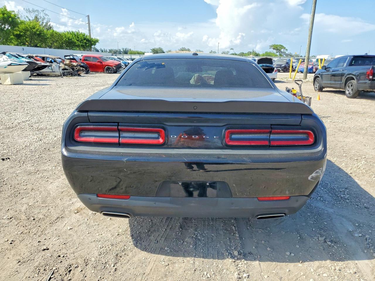 2023 Dodge Challenger Gt - zdjęcie 6