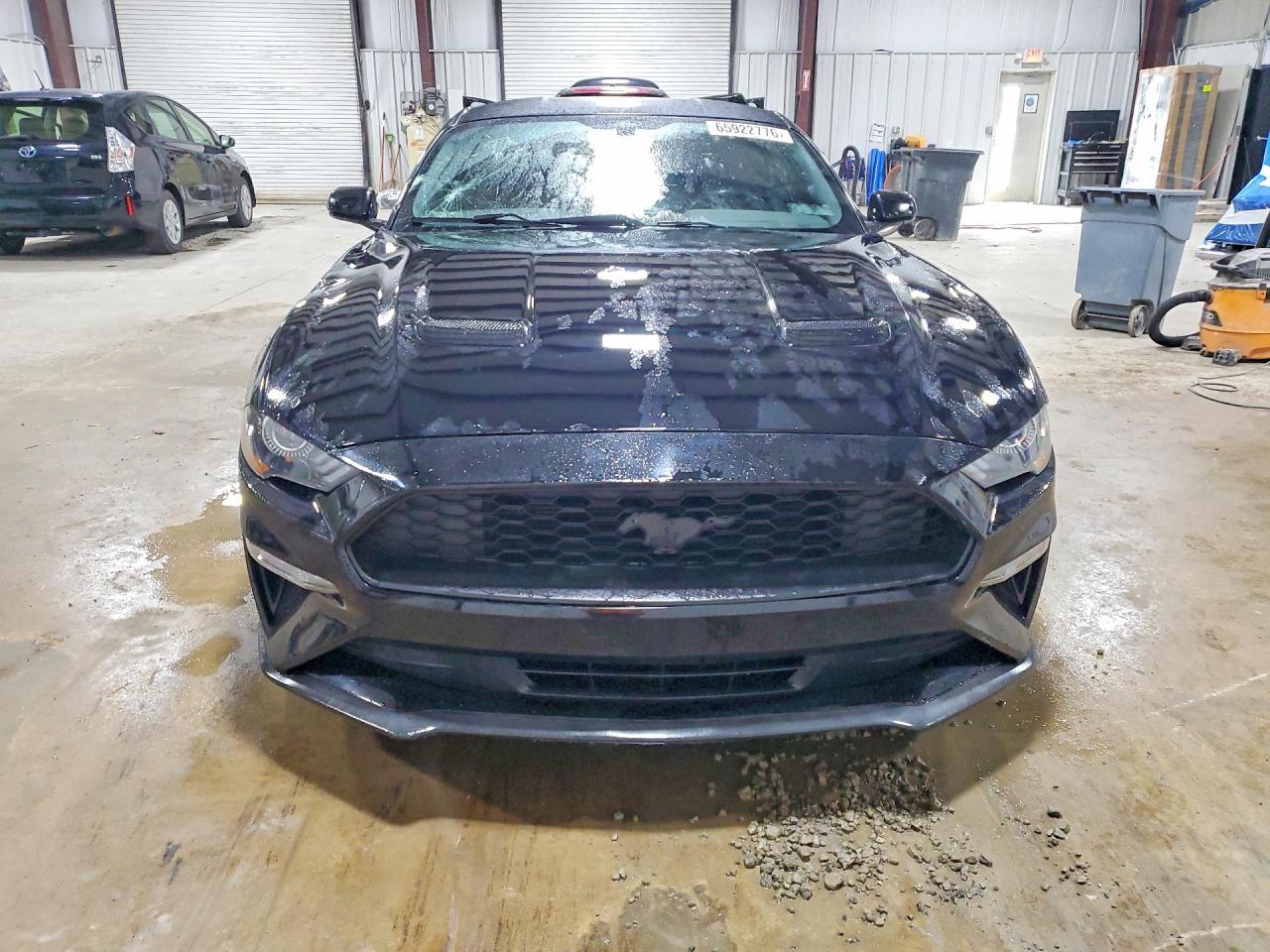2018 Ford Mustang - zdjęcie 5
