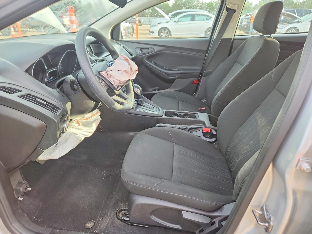 2016 Ford Focus S - zdjęcie 7