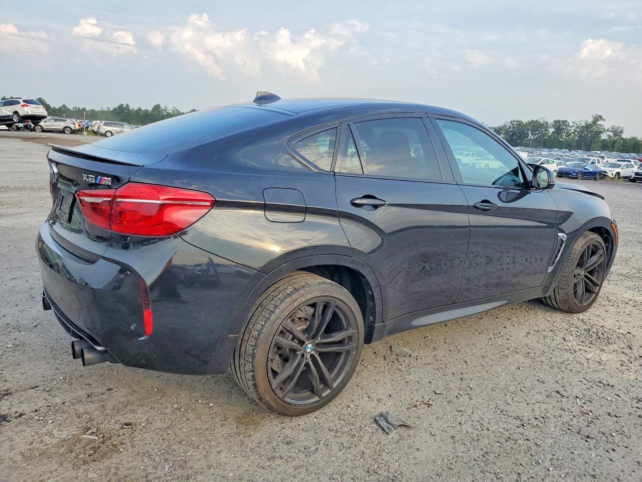 2017 BMW X6 M - zdjęcie 3