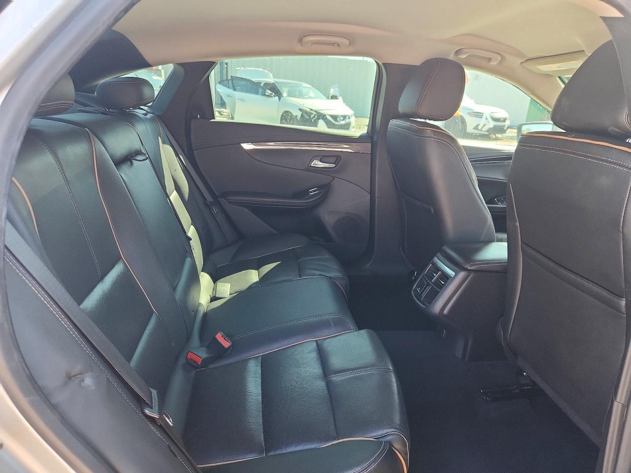 2019 Chevrolet Impala Premier - zdjęcie 10