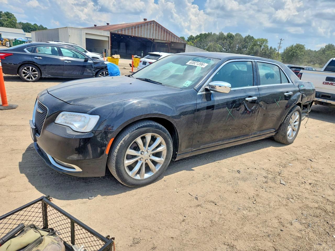 2020 Chrysler 300 Limited - zdjęcie główne