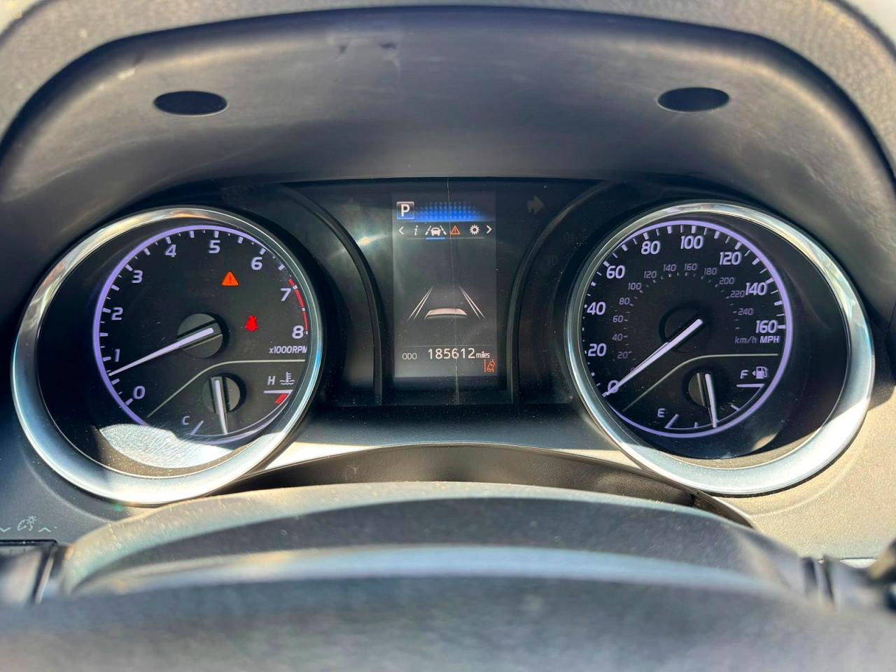 2020 Toyota Camry Se - zdjęcie 8