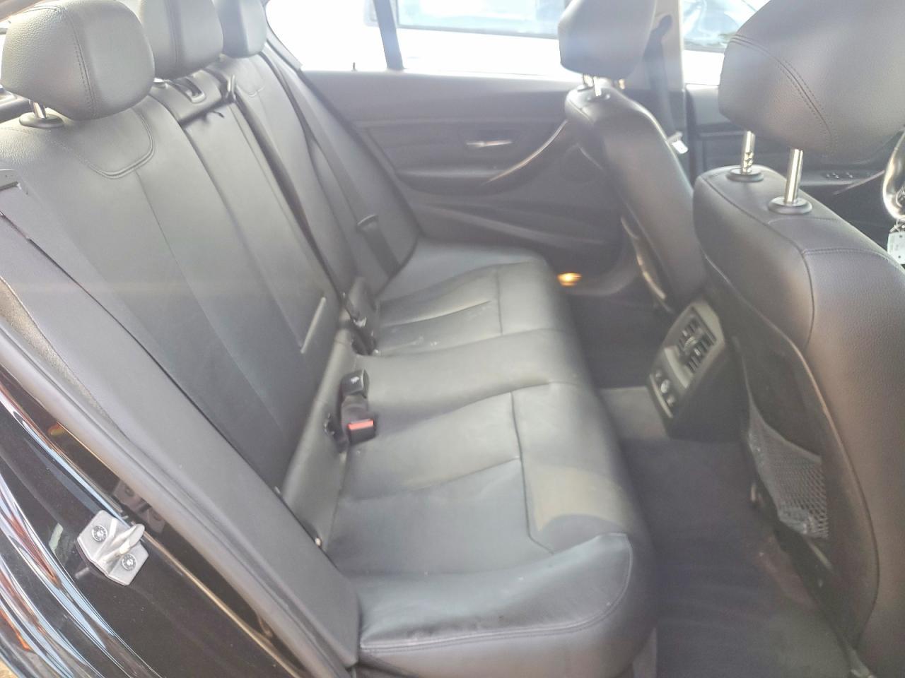 2015 BMW Seria 3 328i - zdjęcie 10