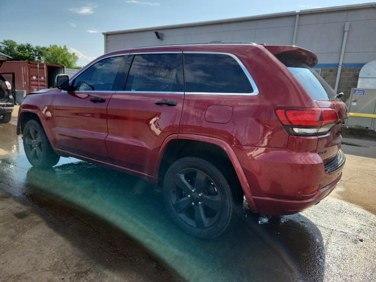 2015 Jeep Grand Cherokee Laredo - zdjęcie 2