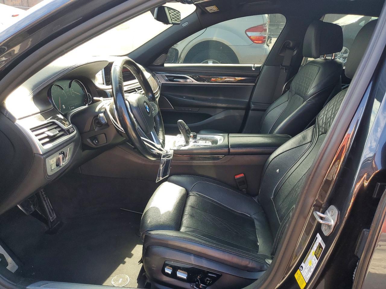 2019 BMW 740 I - zdjęcie 7