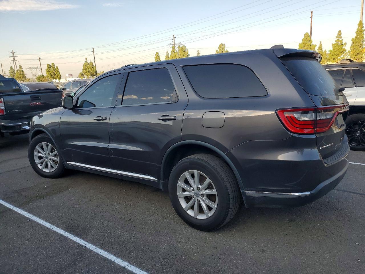 2019 Dodge Durango Sxt - zdjęcie 2