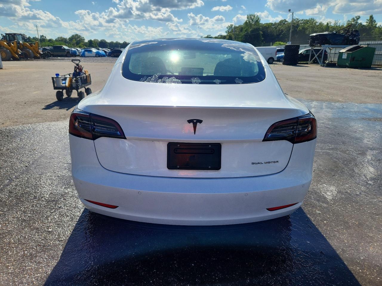 2019 Tesla Model 3 - zdjęcie 6