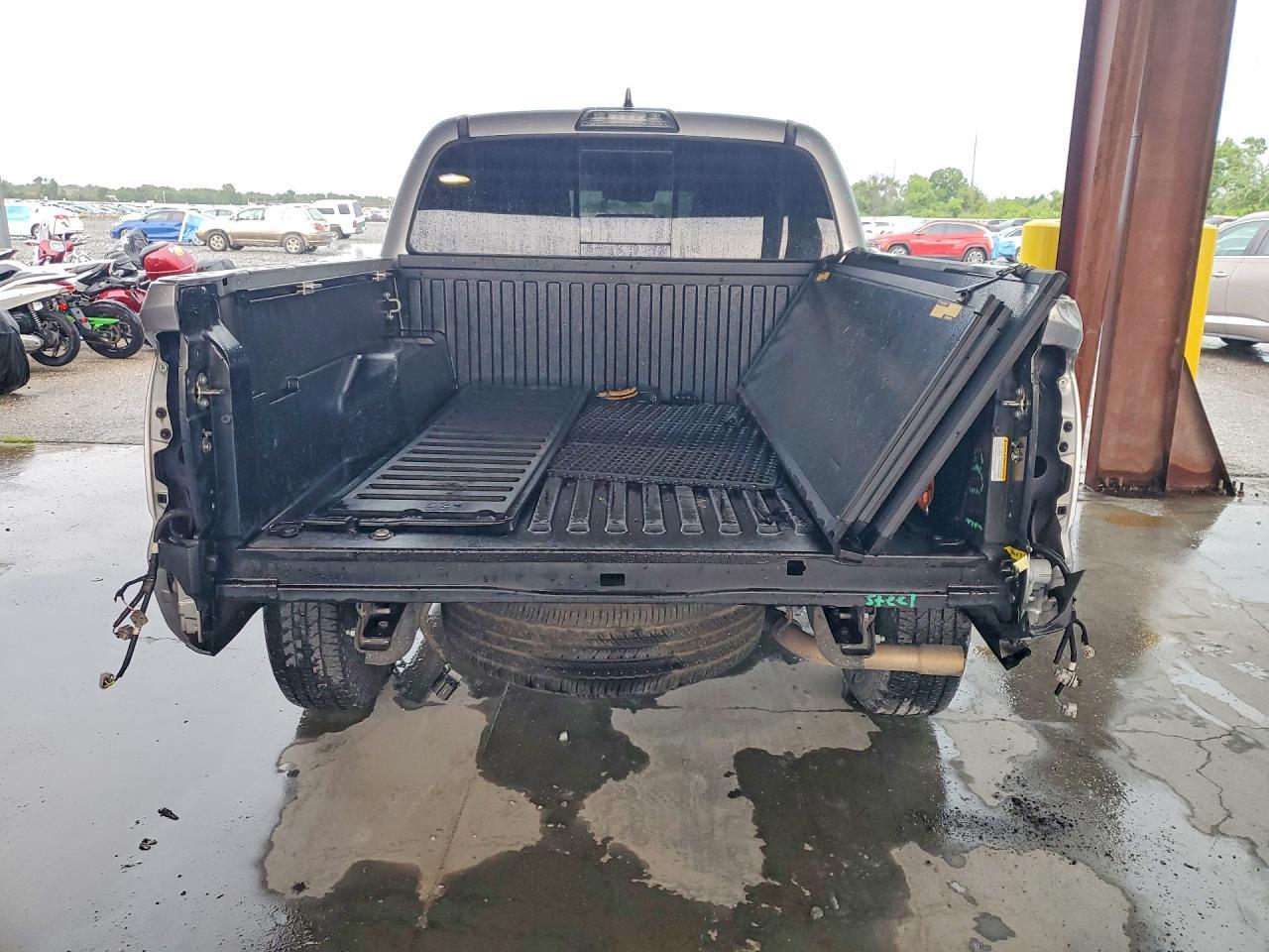 2019 Toyota Tacoma Sr5 V6 - zdjęcie 6