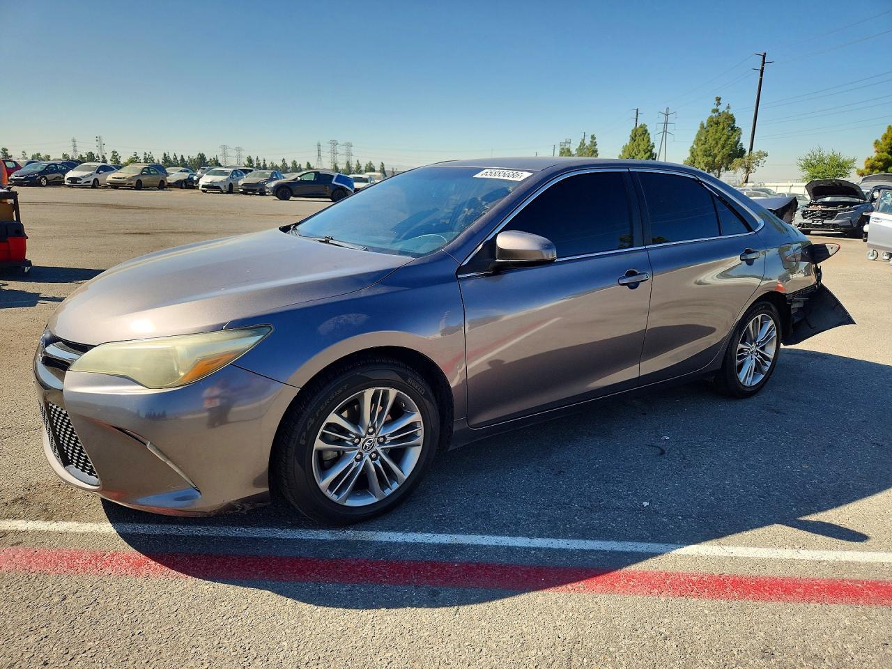 2015 Toyota Camry Se - zdjęcie główne